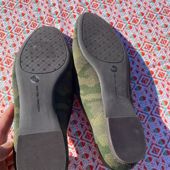 Antonio Melani washable camo/flats loafers NWOT similar to Rothy’s - Picture 3 of 3